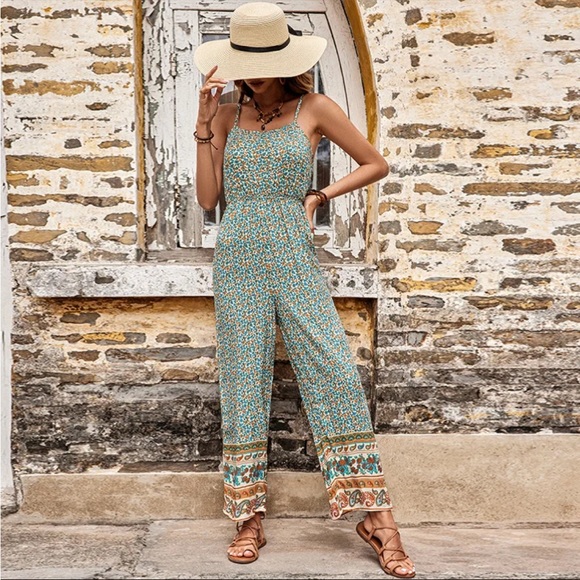 (Last 1)) 💥Bohemian jumpsuit floral design wide leg one piece - Picture 4 of 7